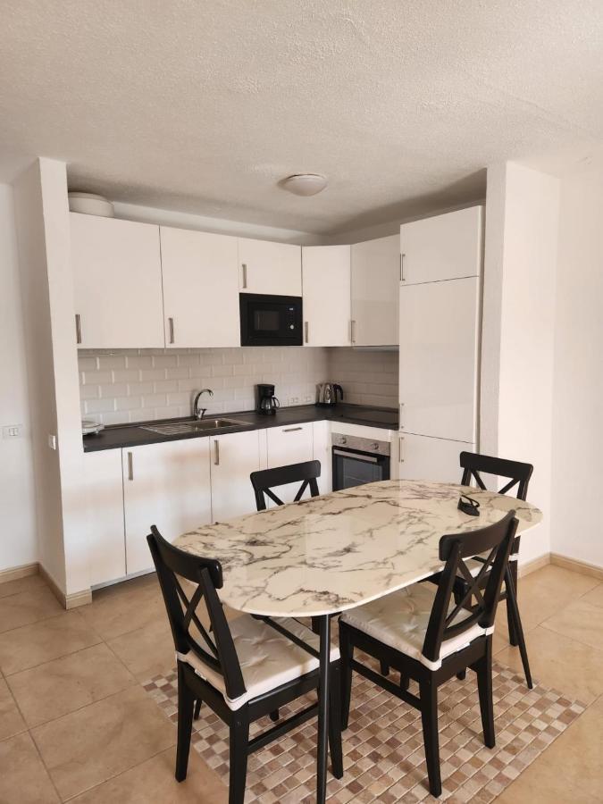 Under The Lime, Beautiful Apartment Los Cristianos Los Cristianos  Exterior photo